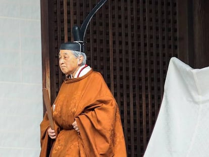 El emperador japonés Akihito este martes en la ceremonia de abdicación en el Palacio Imperial de Tokio.