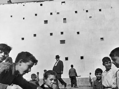 Una de las m&iacute;ticas fotograf&iacute;as que Henri Cartier-Bresson tom&oacute; en Espa&ntilde;a en los a&ntilde;os treinta.