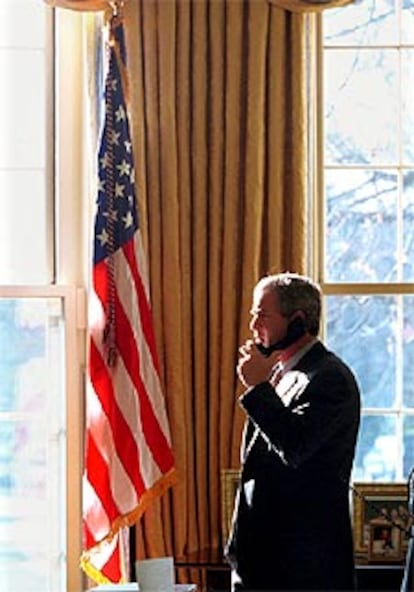 El presidente George Bush, en el Despacho Oval de la Casa Blanca.