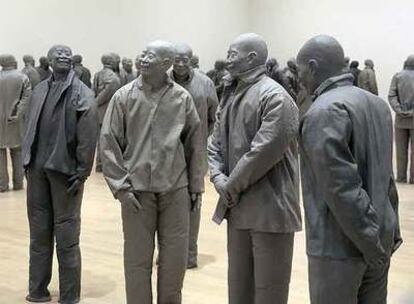 Detalle de <i>Many Times</i>,<b> uno de los grupos escultóricos de Juan Muñoz que se exponen en Grenoble</b>.