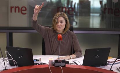 Pepa Fernández, en los estudios de RNE de Madrid, este sábado.