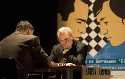 Kárpov y Kaspárov se volvieron a enfrentar en 2009 en Valencia, 25 años después de su primera final