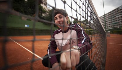 Carla Suárez, en una de las pistas del Club de Tenis Barcino, en diciembre.