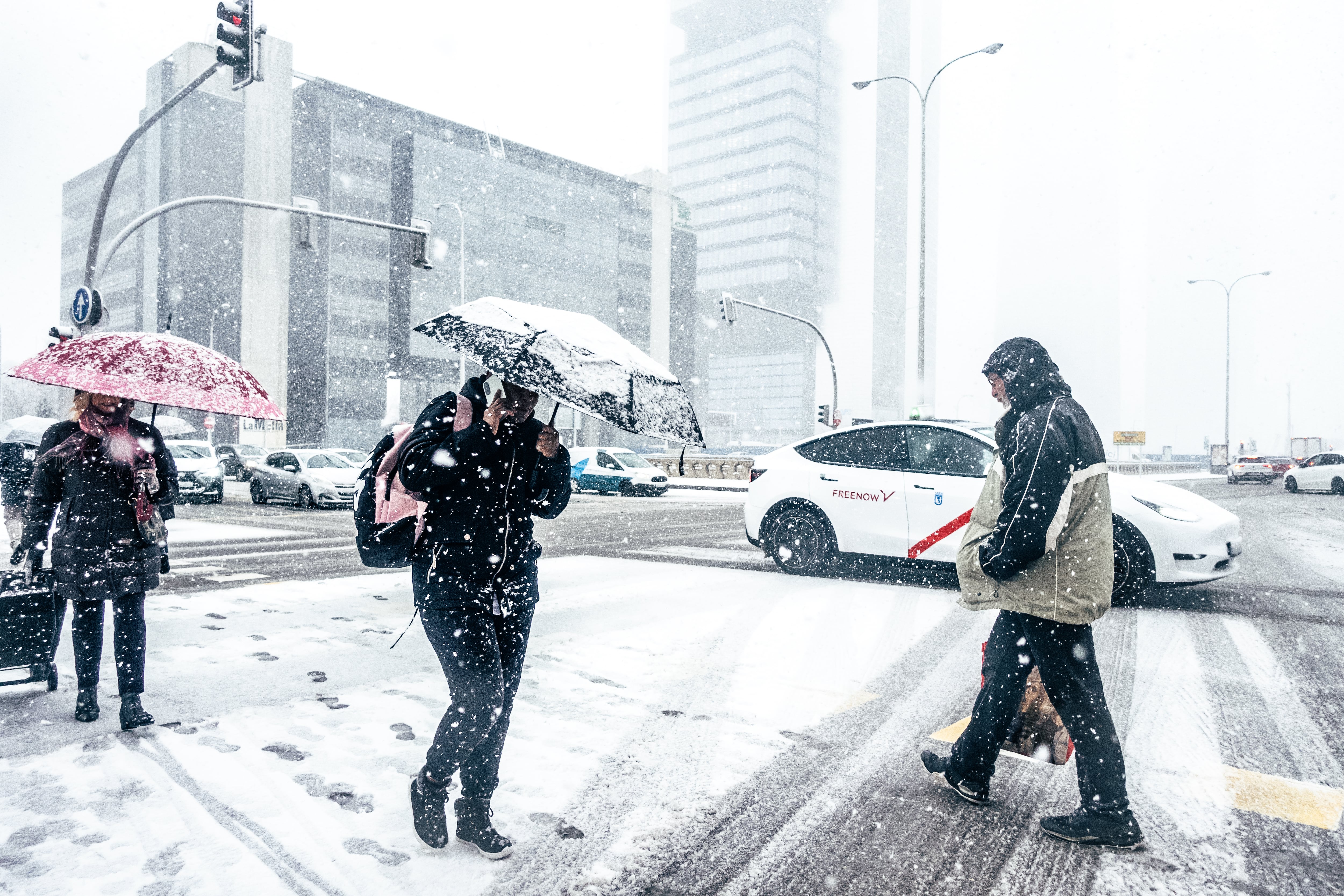 El portavoz de la AEMET: “Las borrascas como ‘Kristin’ dan lugar a mucha incertidumbre en el pronóstico”