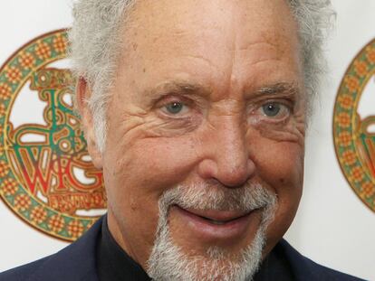 El cantante Tom Jones.
