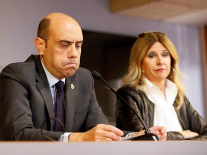  El alcalde de Alicante, el socialista Gabriel Ech&aacute;varri, durante la rueda de prensa que ha ofrecido este mi&eacute;rcoles.