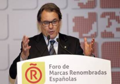 El presidente de la Generalitat, Artur Mas, durante su intervencin en el Foro de Marcas Renombradas Espa?olas, que se celebra en Barcelona y que cierra el presidente del Gobierno, Mariano Rajoy.