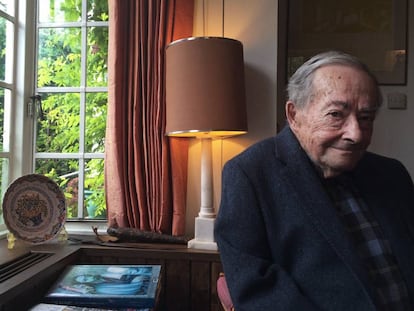 George Steiner, en su casa de Cambridge (Inglaterra) en junio de 2016.
 