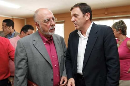 Antonio García Miralles y Joan ignasi Pla, ayer en Alicante.