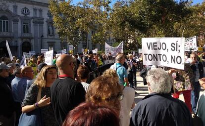 Manifestación de pensionistas en las puertas del Congreso