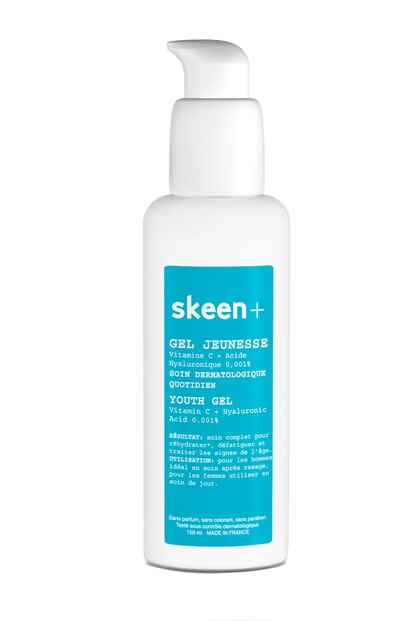 Dale los buenos días a tu piel como se merece con el Gel Jeunesse de Skeen+, un producto muy completo ideal para aportar a la piel fatigada todo lo que necesita a primera hora. Contiene vitamina C, ácido hialurónico y vitaminas antioxidantes que refuerzan la piel, previenen la oxidación y daños medioambientales, además de hidratar sin engrasar gracias a su textura ligera y refrescante. Se vende en exclusiva en la web de la firma o en Sephora y cuesta 25 euros.