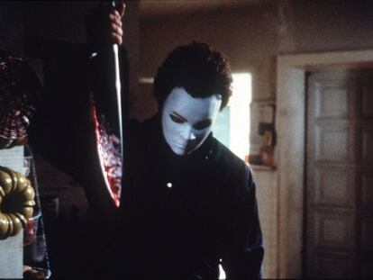 El psic&oacute;pata Michael Myers en una escena de &#039;Halloween H20&#039;.