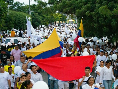 Habitantes de Barrancas marchan por la liberación de Luis Manuel Díaz, en La Guajira, el 31 de octubre.