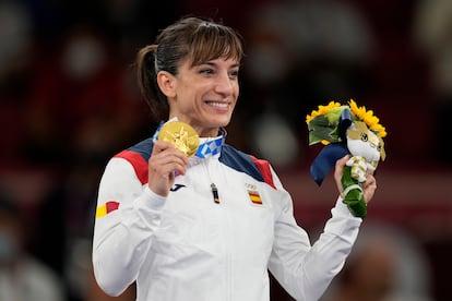 La karateca Sandra Sánchez se colgó la medalla de oro al ganar en kata.