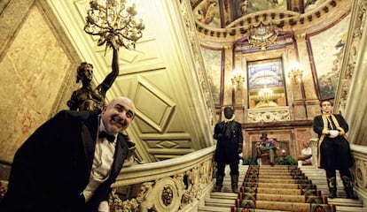 Interior del Palacio de Linares de Madrid durante la celebración del "día de difuntos", en 2010.