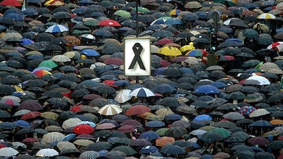 Manifestantes en Madrid contra el atentado del 11-M, en 2004.