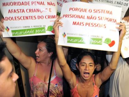 Protesto contra a PEC que reduz a maioridade penal em Brasília.