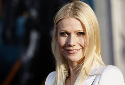 Gwyneth Paltrow, esposa del cantante de Coldplay, Chris Martin, ha expresado su deseo de aumentar la familia en el programa <i>The Ellen DeGeneres Show</i>, de la cadena estadounidense NBC. La actriz, de 37 años, ha dicho que le "encantaría" tener otro hijo "en algún momento" y ha comentado que sus dos pequeños "son geniales y dulces", a pesar de algunas rabietas. "Son niños y tienen que hacer esas cosas. Simplemente a veces tienes que ponerte tapones en los oídos", ha añadido Paltrow, que estos días está promocionando la película <i>Iron Man 2</i>.