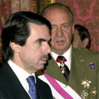 José María Aznar, junto al Rey, en la celebración de la Pascua Militar.