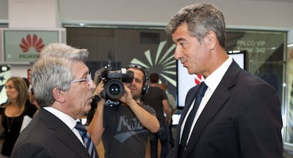 Enrique Cerezo, presidente del Atlético, y Miguel Ángel Gil Marín, consejero delegado del club.
