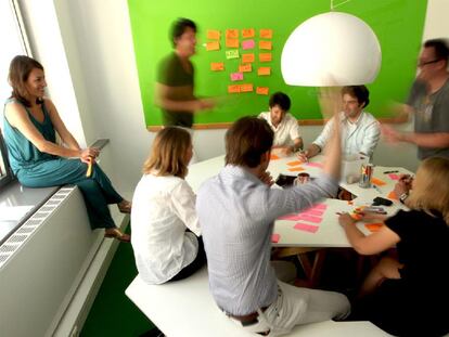 Una de las salas de reunión en la sede central de IDEO en California.