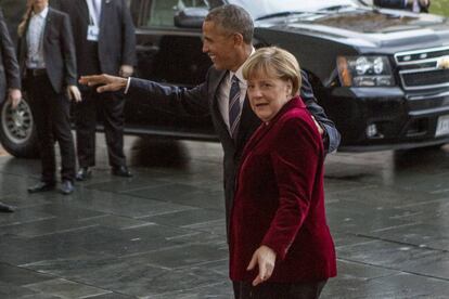 Barack Obama y Angela Merkel, ayer en Berlín.