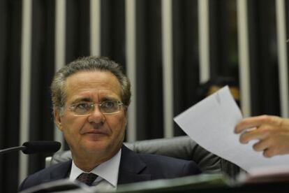 O presidente do Senado, Renan Calheiros, durante a vota&ccedil;&atilde;o.