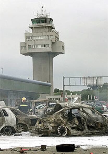 Efectos de la bomba de ETA en el aeropuerto de Santander.
