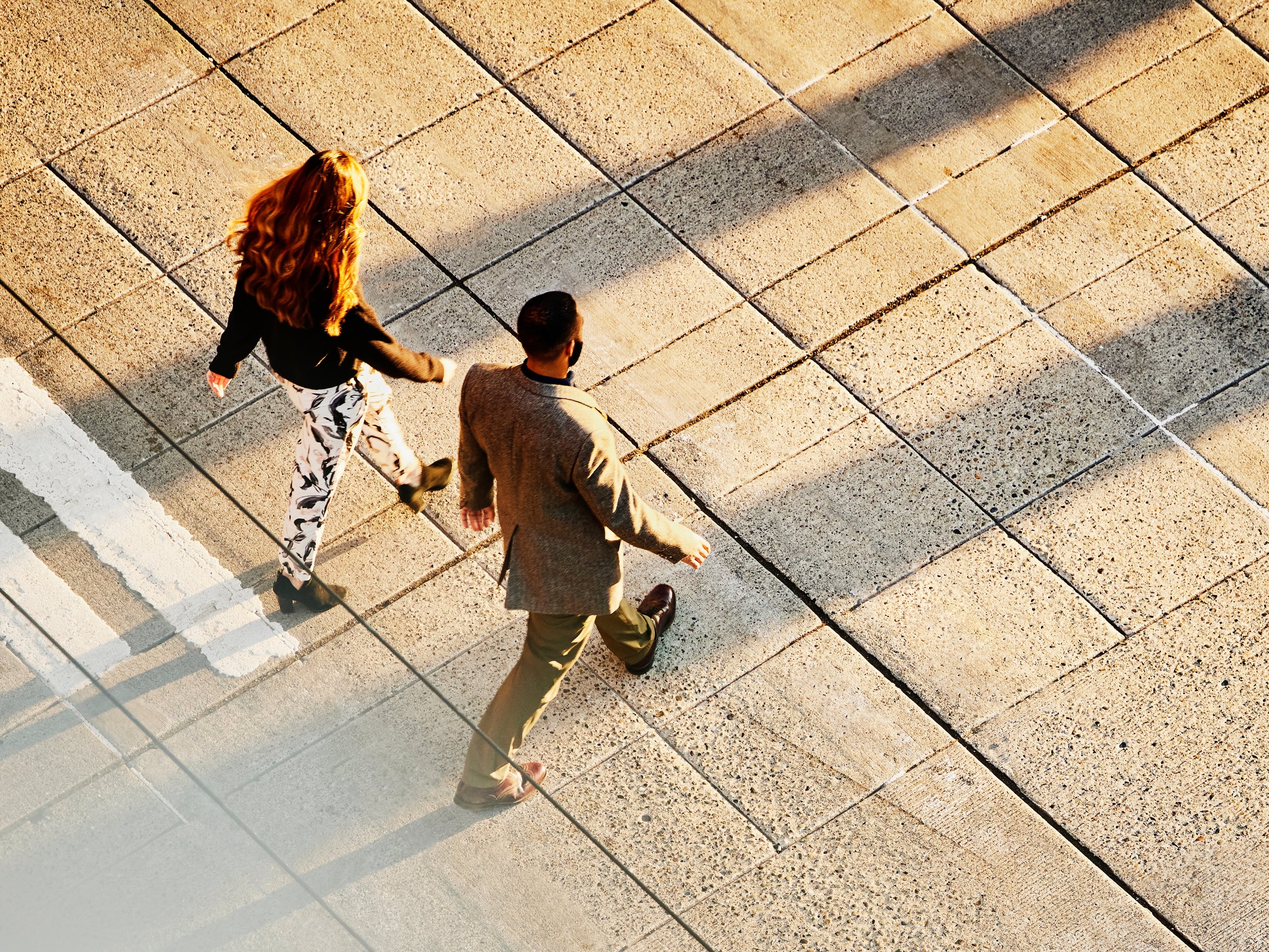 The men who walk before their partners: why do those steps before them matter?