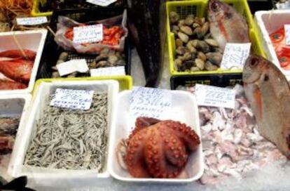 Marisco en una pescadería del centro de Bilbao.