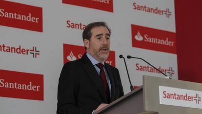 El presidente ejecutivo del Banco Santander, Héctor Grisi.