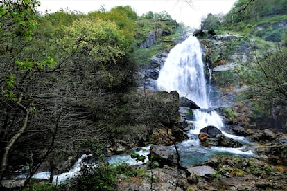 Contemplar la ferveza de Belelle desde el mirador de Viladonelle es una opción perfecta.