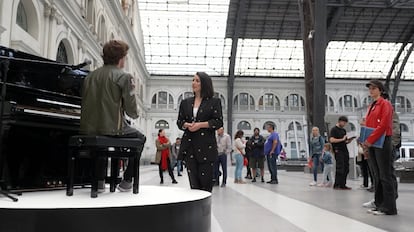 Ruth Lorenzo ante un participante de 'El piano', de La Sexta.