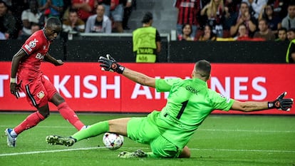 Diaby marca el segundo gol del Leverkusen ante el Atlético este martes.