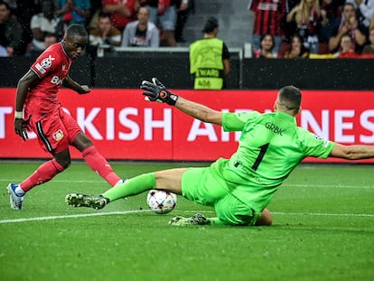 Diaby marca el segundo gol del Leverkusen ante el Atlético este martes.