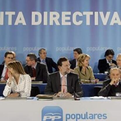 Rajoy rechaza un pacto contra la crisis y ve elecciones anticipadas