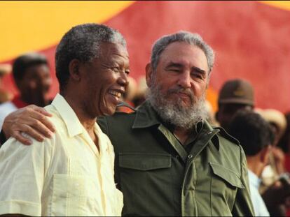 Mandela con Castro, en Matanzas (Cuba) en 1991.