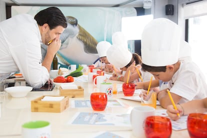Xanty Elías creó el proyecto 'Los niños se comen el futuro' en 2018, con el objetivo de inculcar hábitos alimentarios saludables y sostenibles.