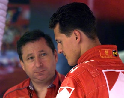 Jean Todt, junto a Schumacher en Magny-Cours en junio de 1999.