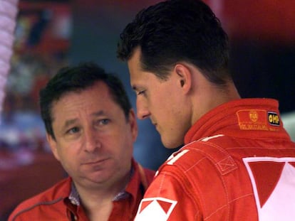 Jean Todt, junto a Schumacher en Magny-Cours en junio de 1999.