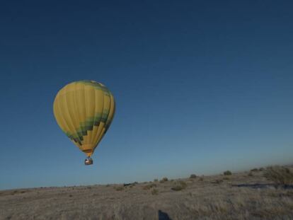 Viaje en globo de EoloFLY, una de las participantes de la red Travel4Impact, impulsada por Amadeus e IE University. 