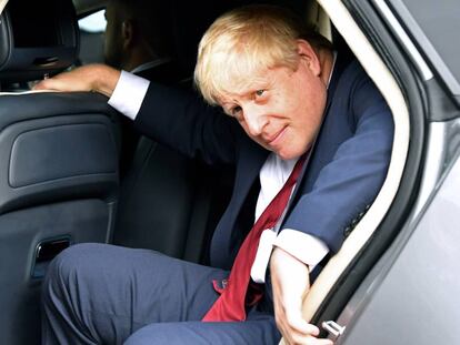 El primer ministro del Reino Unido, Boris Johnson, llega al congreso del Partido Conservador en Mánchester, este lunes.