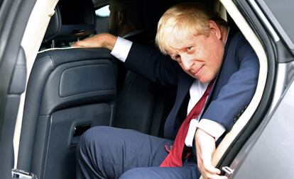 El primer ministro del Reino Unido, Boris Johnson, llega al congreso del Partido Conservador en Mánchester, este lunes.