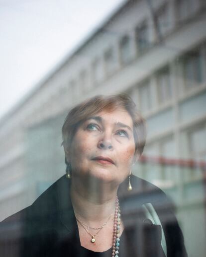 Christine Guimonnet es profesora de historia y geografía, en el instituto Camille Pissarro, en Pontoise, un suburbio del norte de París, donde es fotografiada.