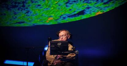 Hawking est&aacute; en Tenerife para participar en el tercer festival Starmus.