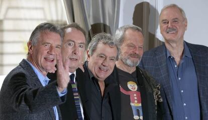 Los Monty Python, de izquierda a derecha: Michael Palin, Eric Idle, Terry Jones, Terry Gilliam y John Cleese, en una imagen de 2013.