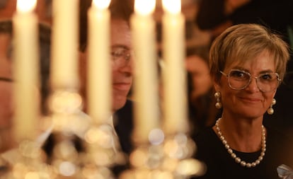 Gloria von Thurn und Taxis en una recepción nocturna en la antigua residencia real alemana, el 6 de noviembre de 2023 en Múnich.