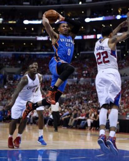 Westbrook, ante los Clippers