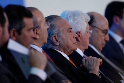 Michel Temer junto a ministros nesta semana em Bras&iacute;lia.