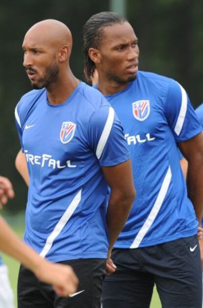 Anelka y Drogba, en Shanghái.